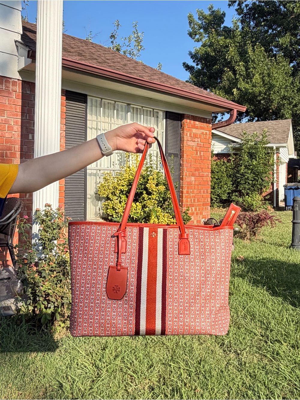 Tory Burch Red/White Gemini Tote Bag - Women Bags